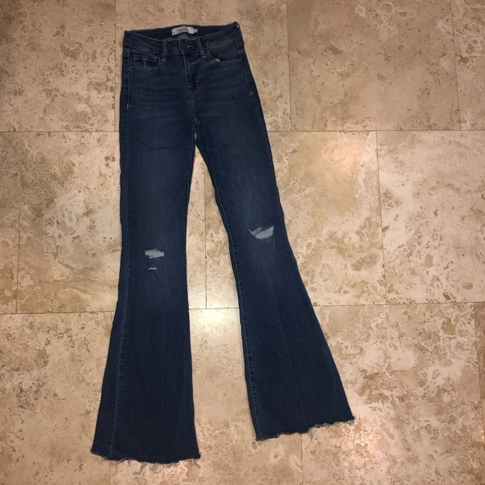 Hidden Jeans stretch Flare high waist w raw hem size 25 used - Picture 3 of 13